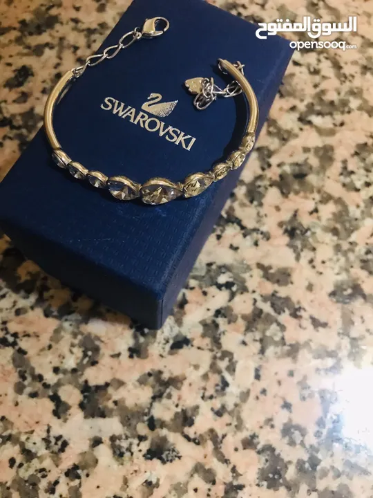 سوارة swarovski البيع
