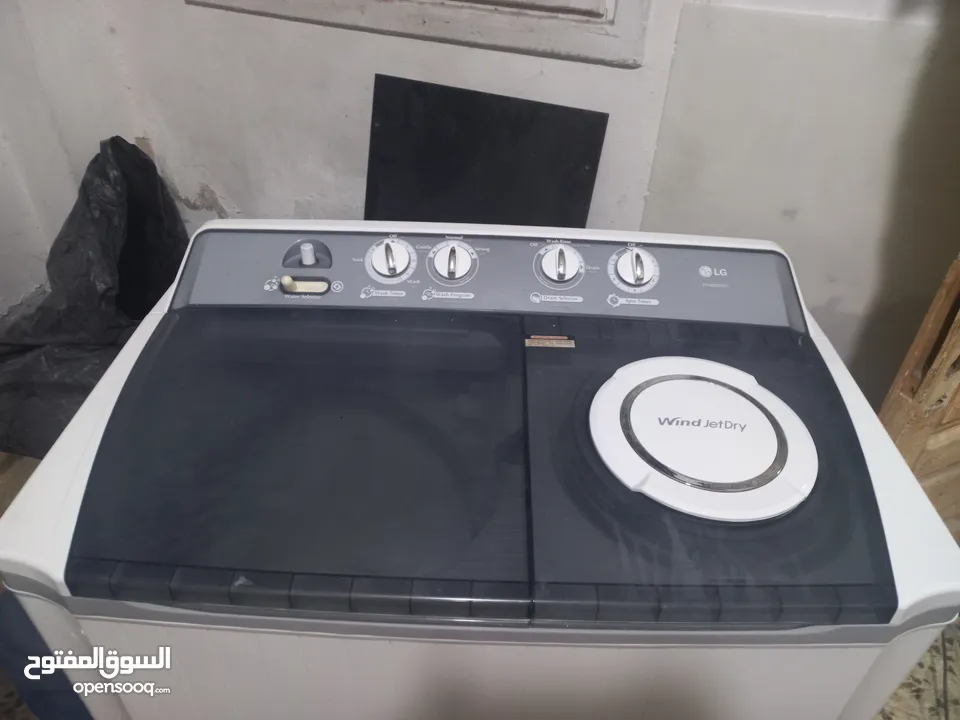 غسالة حوضين نوع LG