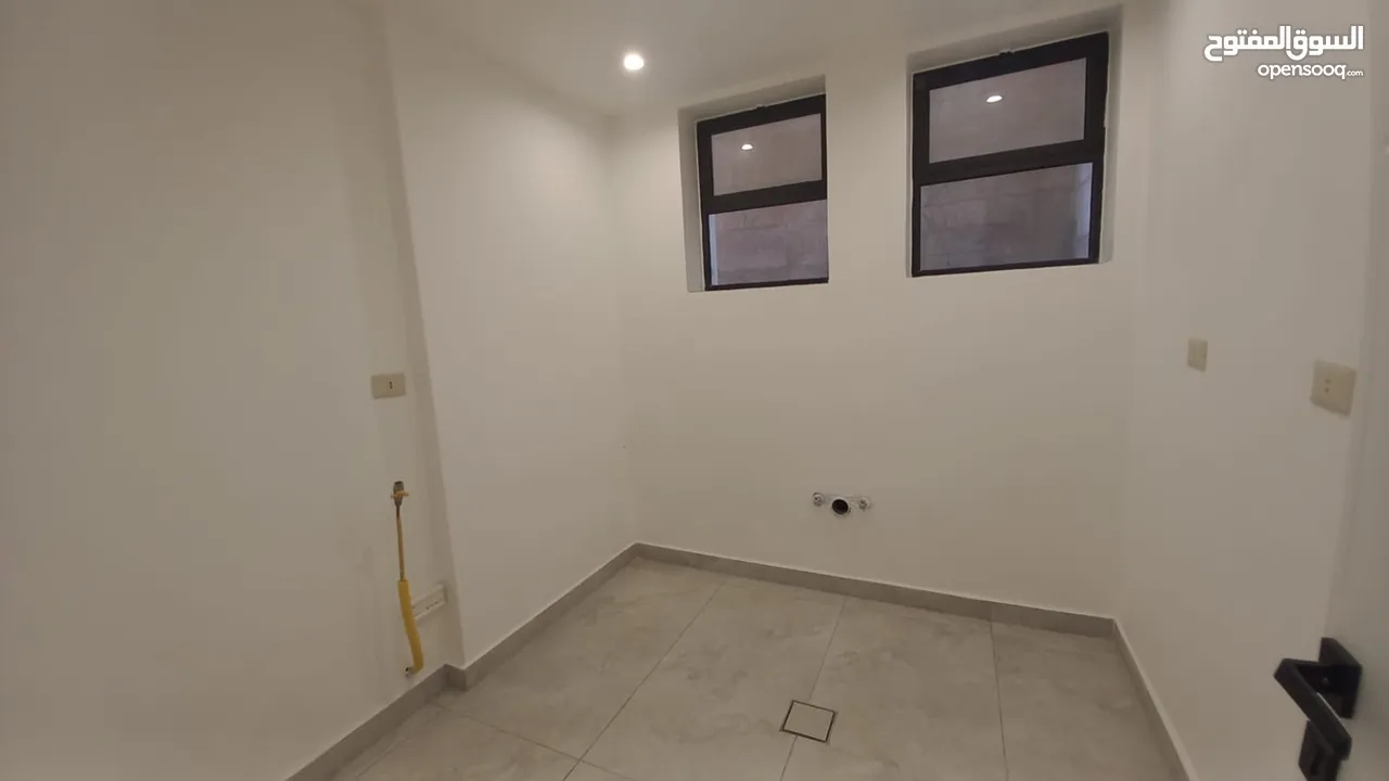 شقة للبيع في ام اذينة  ( Property ID : 40908 )