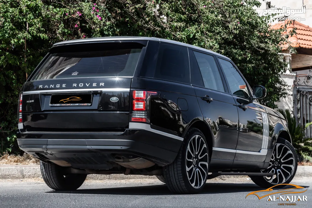 Range Rover Vogue 2016 Hse   السيارة وارد الشركة و مميزة جدا و قطعت مسافة 131,000 كيلو متر