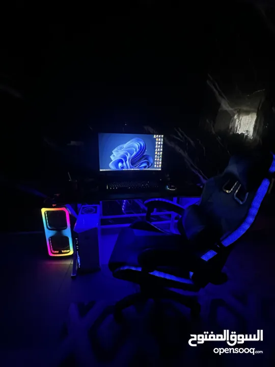 كمبيوتر بيشغل كل الألعاب الحديثة استعمال بسيط