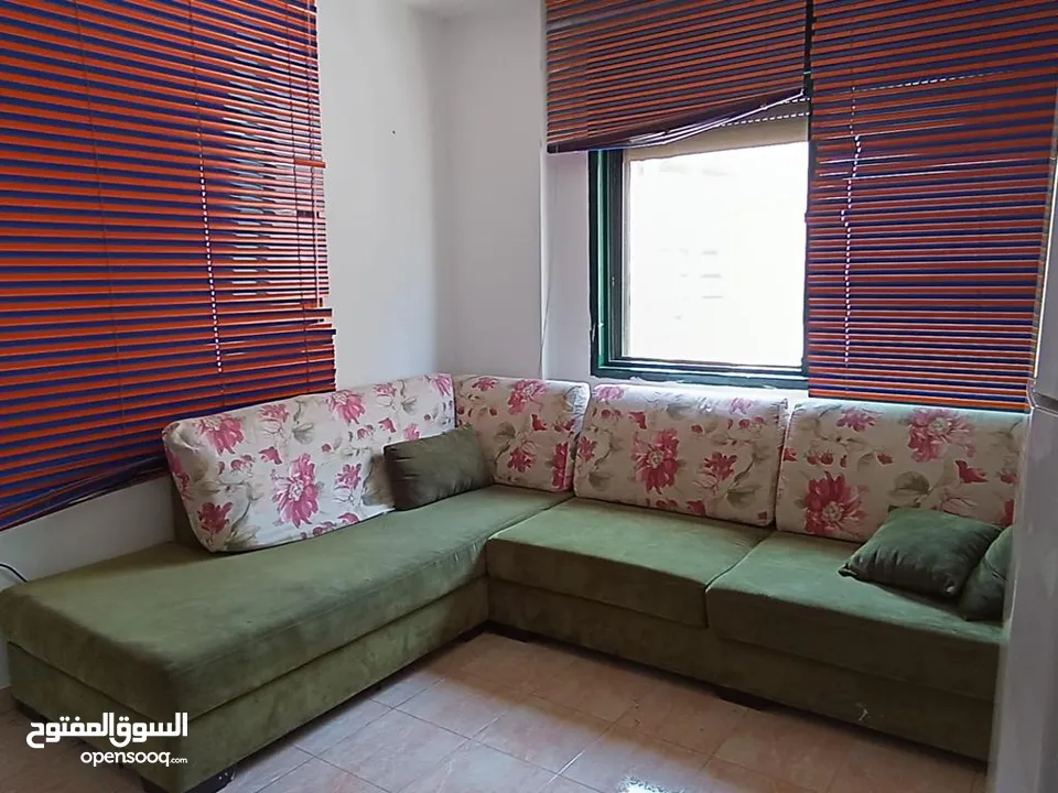 استوديو مميز للإيجار – عين مصباح  موقع مركزي وقريب من كل الخدمات