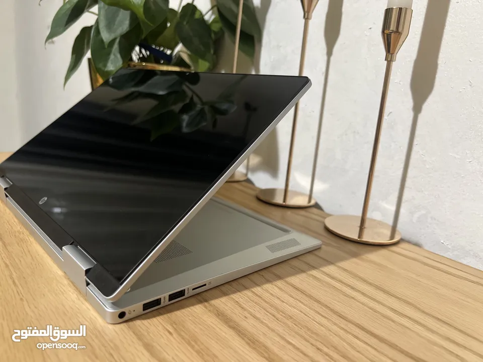 لابتوب يتحول الى تابلت ذات شاشة تعمل باللمس