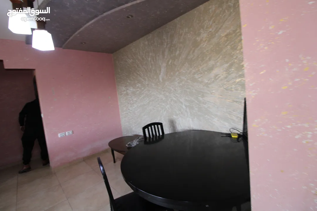 شقة مفروشة للايجار في بطن الهوى   رقم : 1406