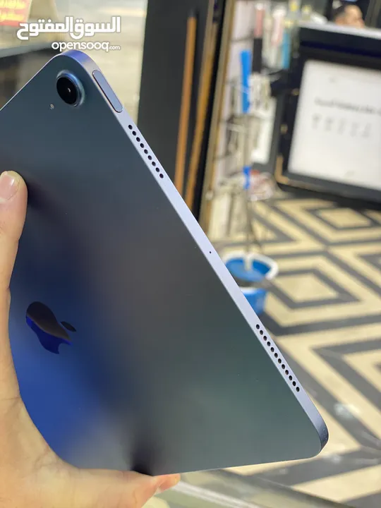 Ipad Air5 used for sale ///// ايباد اير5 مستعمل مع كرتونه واغراض وكالة ومكفول
