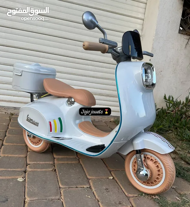 scooter vespa enfant