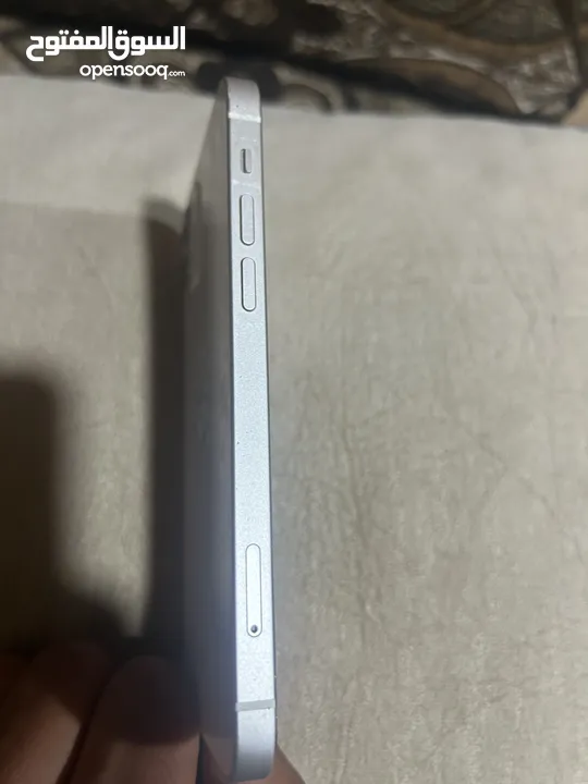 عادي iPhone 12