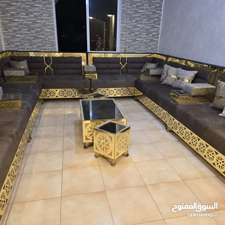 مفروشات تفصيل جميع الموديلات خزائن حائط وغرف نوم وغ ف قعده واطقم كنب