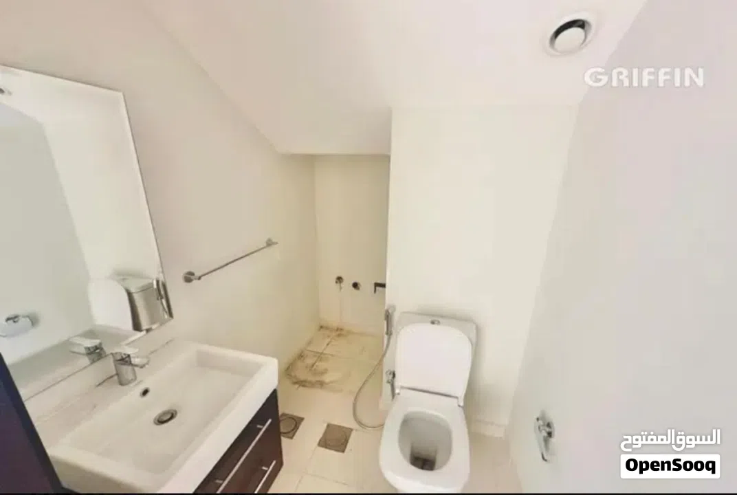 الاكثر طلبا شقه 3 غرف بمساحه واسعه وسعر لقطه غير قابل للمنافسه بادر بالحجز ومعرفه التفاصيل