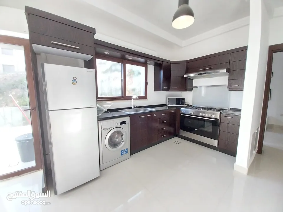 شقة للايجار في عبدون  ( Property 32046 )-175080960