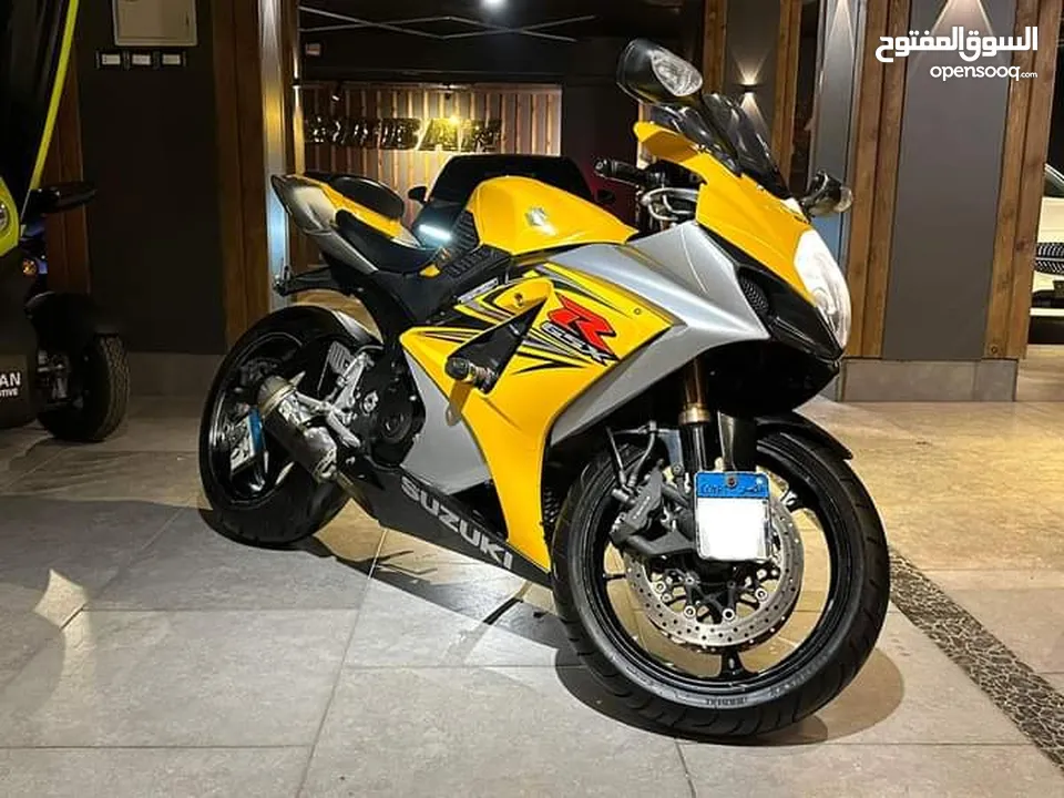 موتسيكل ريس GXS-R1000 موديل 2007