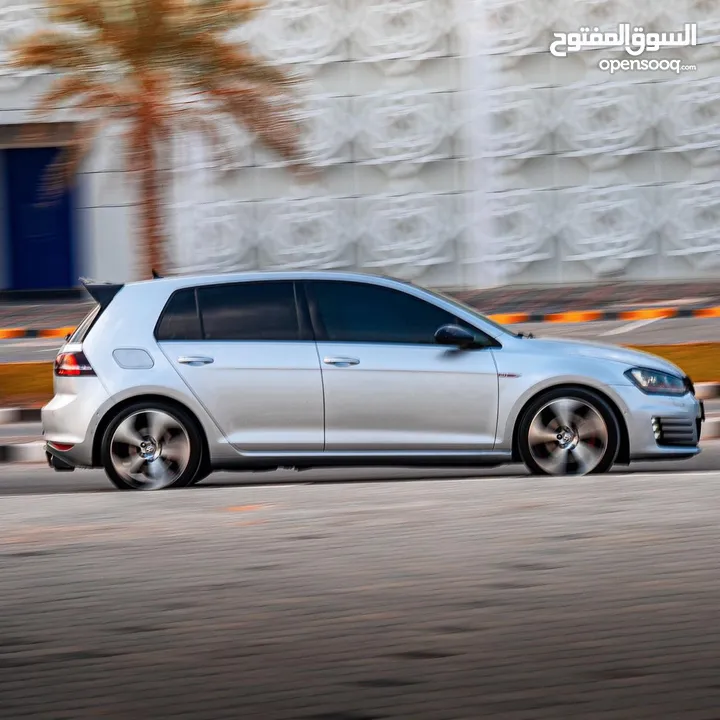 جولف GTI للبيع فقط