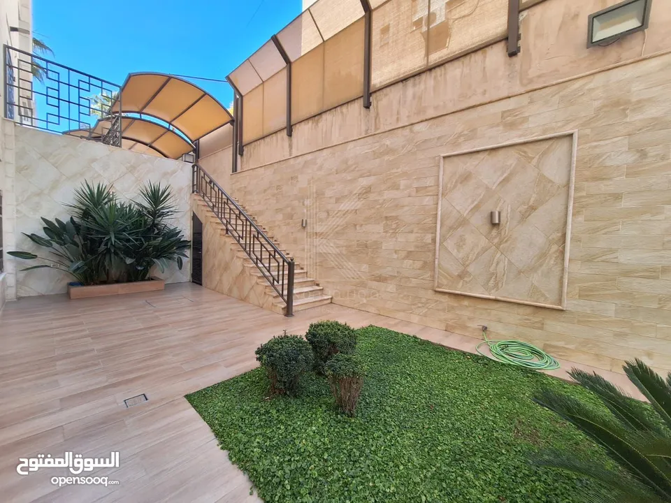 شقة مميزة للبيع في دير غبار مع حديقة جميلة و مسبح