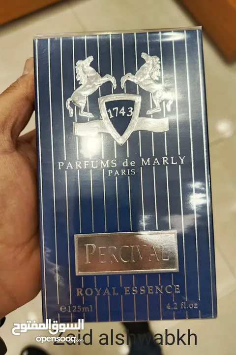 عطور جديده بتغليف شركتها للبيع وبعضها مستخدم منه أو مأخوذ منه تقسيمات