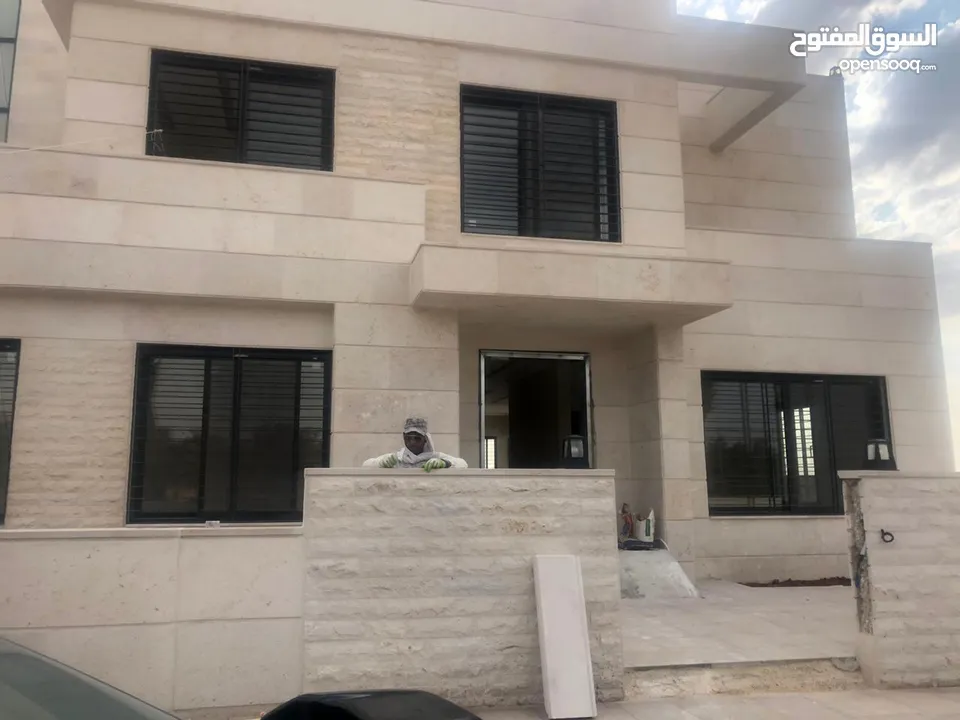 حجر رويشد نخب اول  جميع انواع الحجر متوفرة ب افضل الاسعار