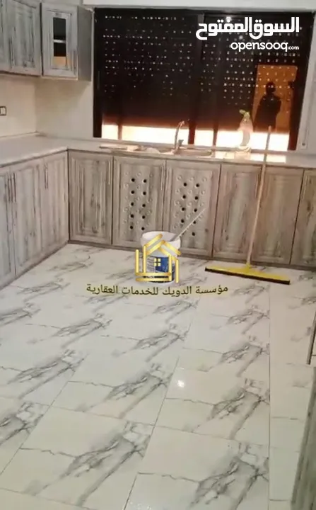 شقة فارغة - المدينة الرياضية - 3نوم 1ماستر - 210م - مطلة - قريبة من الخدمات