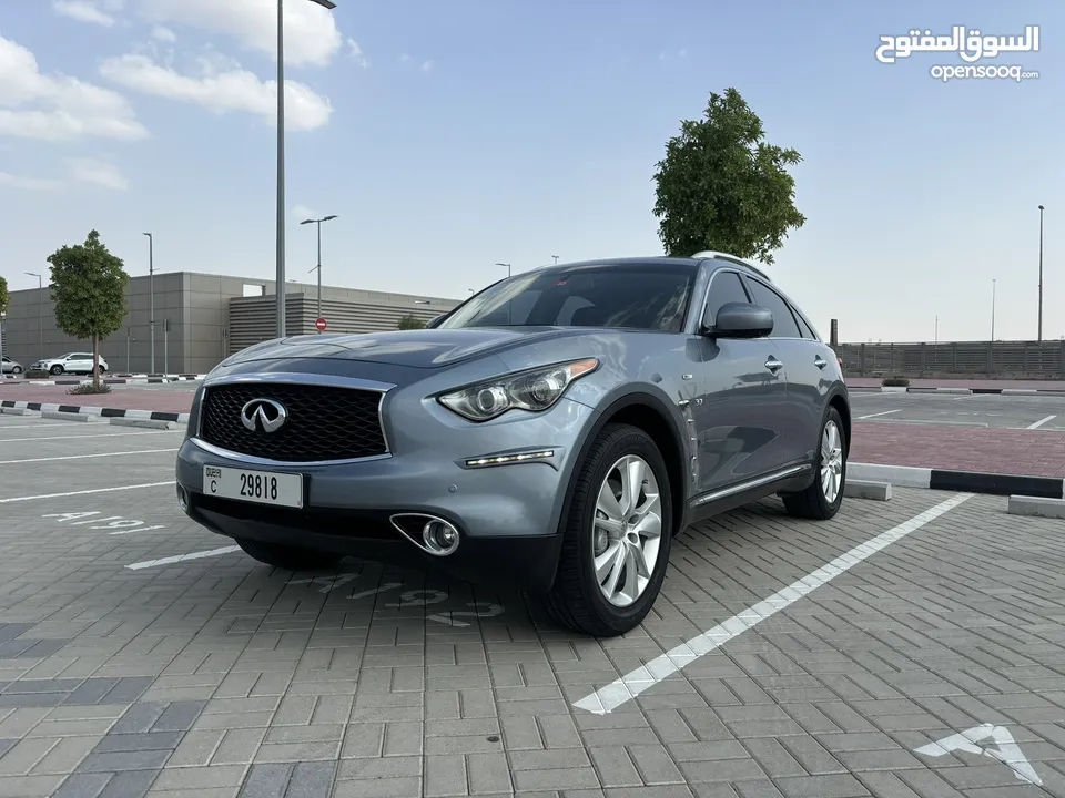 Infinity QX70 Luxury perfect condition