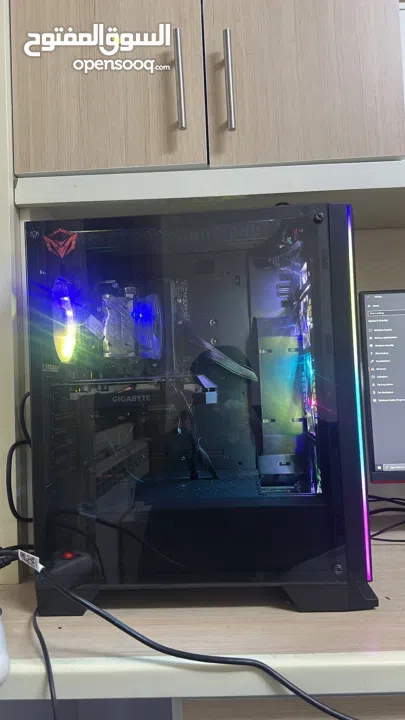 جهاز كمبيوتر قوي وممتاز لجميع الاستخدامات وبالذات للقيمنق وجميع الاستخدامات