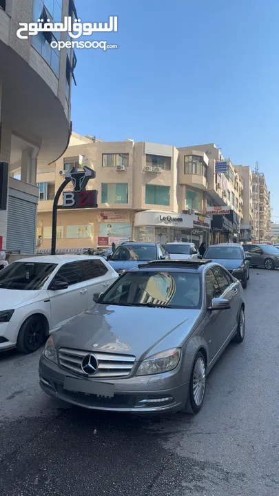 1.8 تيربو موفره ولعبه السياره فحصها نخب النخب انظف حبه لحد الان بضفه ترخيص وتامين شامل لسنه الجاي