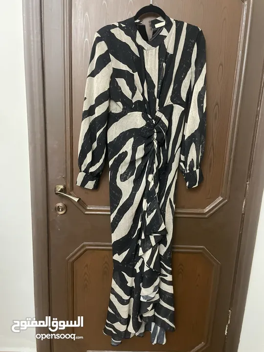 فستان سهرة مناسب للحجاب