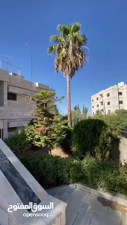 فيلا عائلية فاخرة / في أرقى واجمل مناطق خلدا ، باجرة مغرية / اعلان رقم (V6)