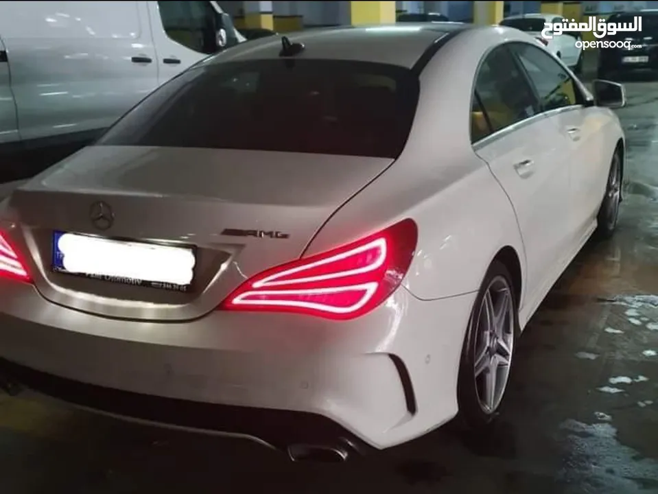 MERCEDES CLA 200