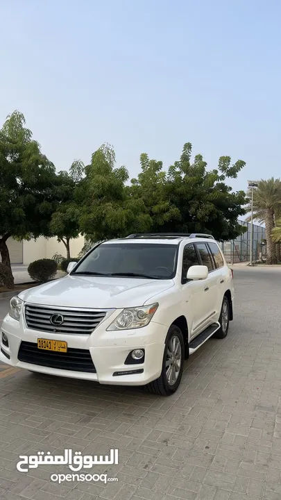 استيشن لكزس Lx570 2008 نظيف جداً للبيع