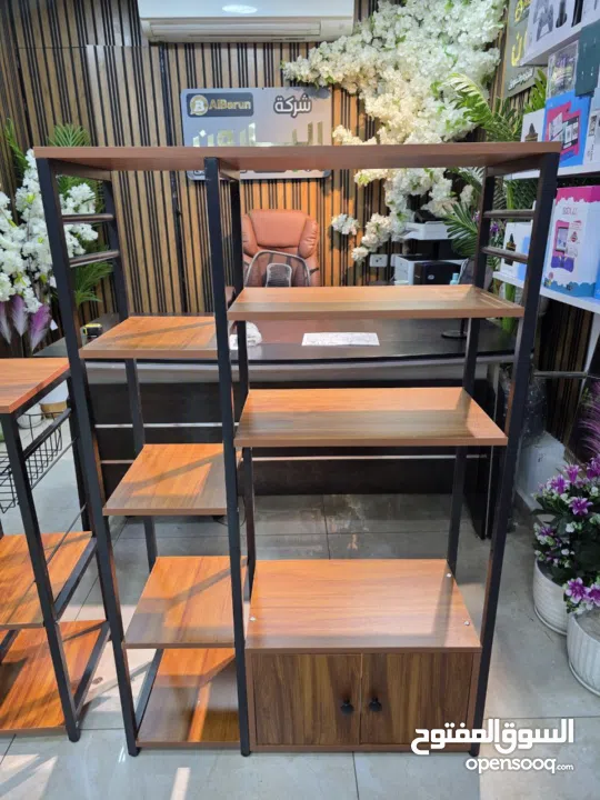 ستاند  خشب وحديد – مع خزانة هيكل حديد قوي وثابت