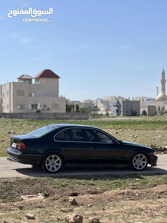 Bmw 520i e39 بي ام دبليو دب جير عادي الرجاء التواصل على رقم بالاعلان  ا2003