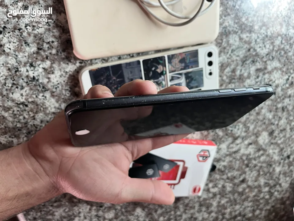 iphone 8+  ايفون 8 بلس