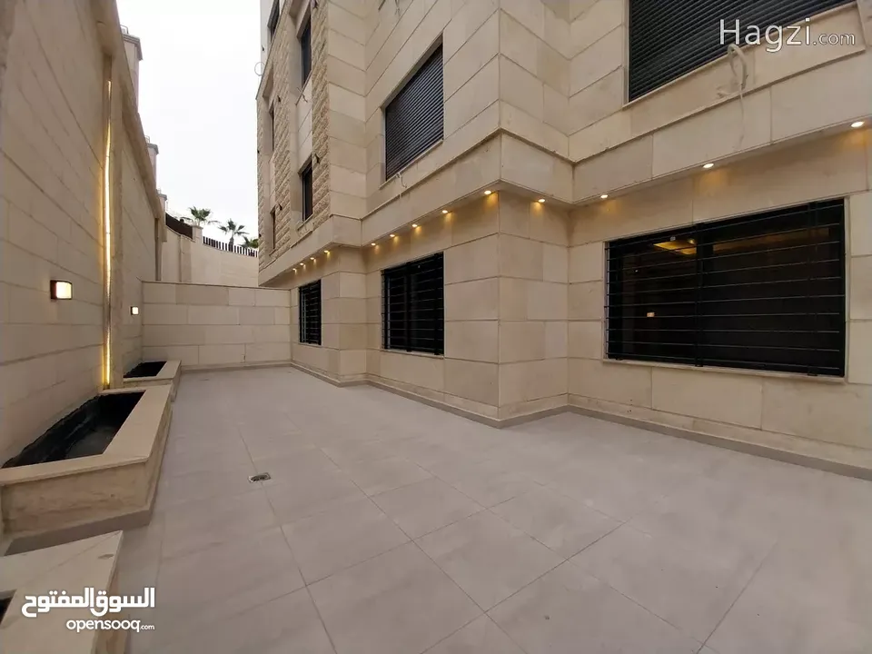 شقة للبيع في دير غبار مع مساحه خارجيه  200 متر مربع  ( Property ID : 35334 )