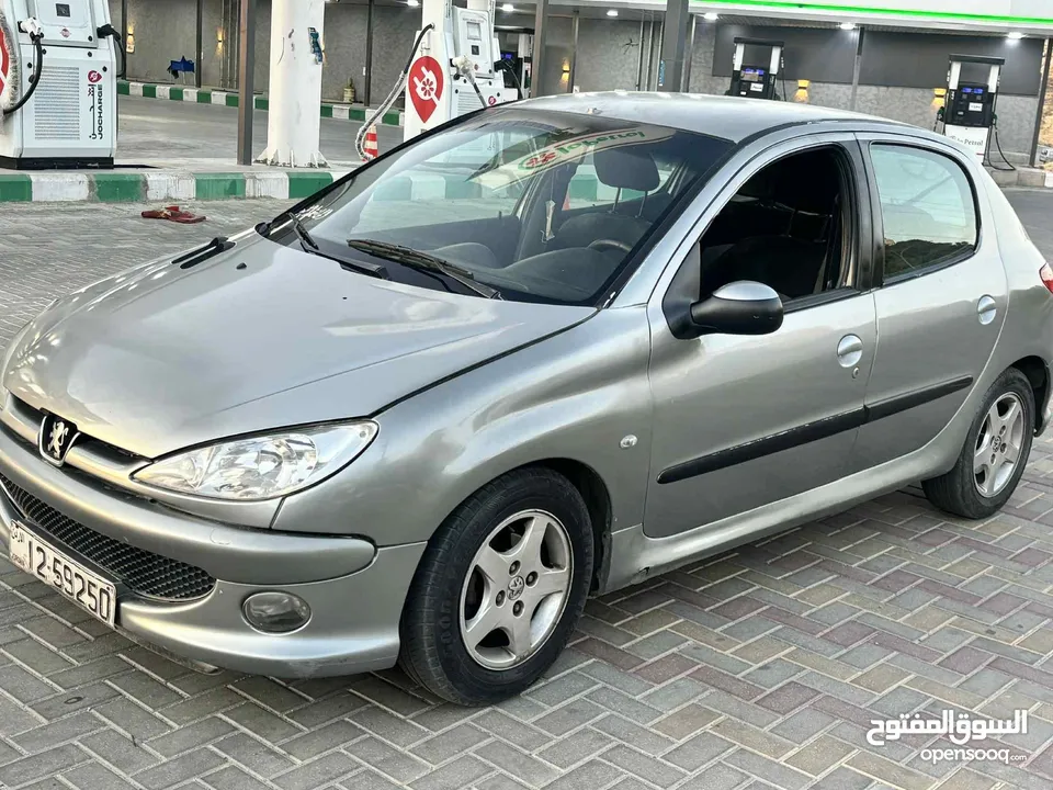 بيجو موديل 2006  206
