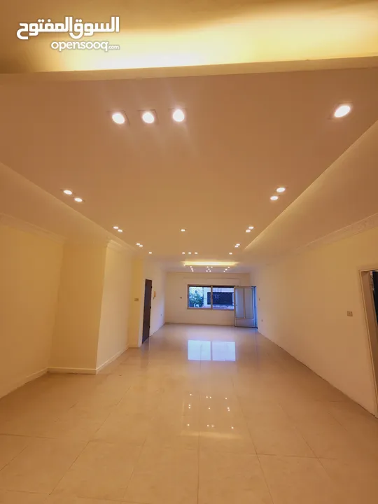 شقة سوبر ديلوكس غير مفروشة للايجار جبل عمان الدوار الثانيSuper Flat for Rent Jabal Amman