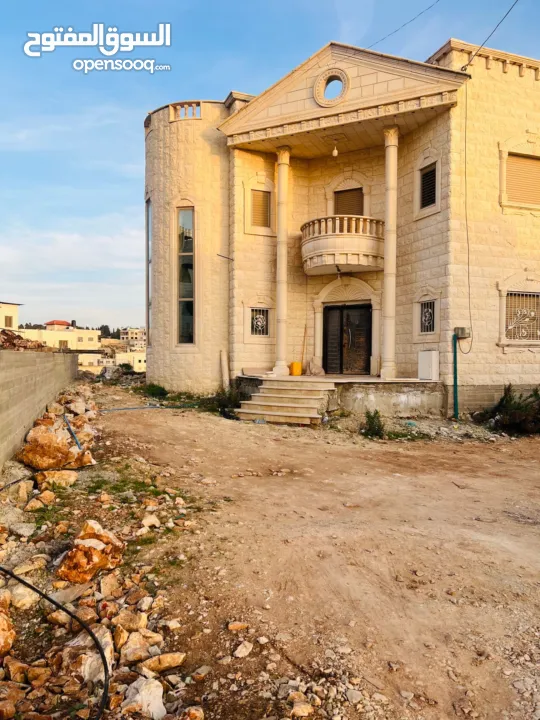 فيلا دبلكس مشطبة سوبر ديلوكس ( مالية وكالة نضيفة )