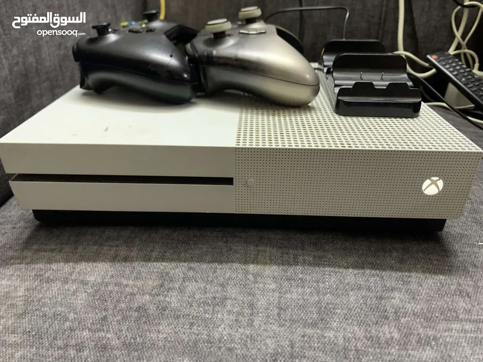 Xbox One s