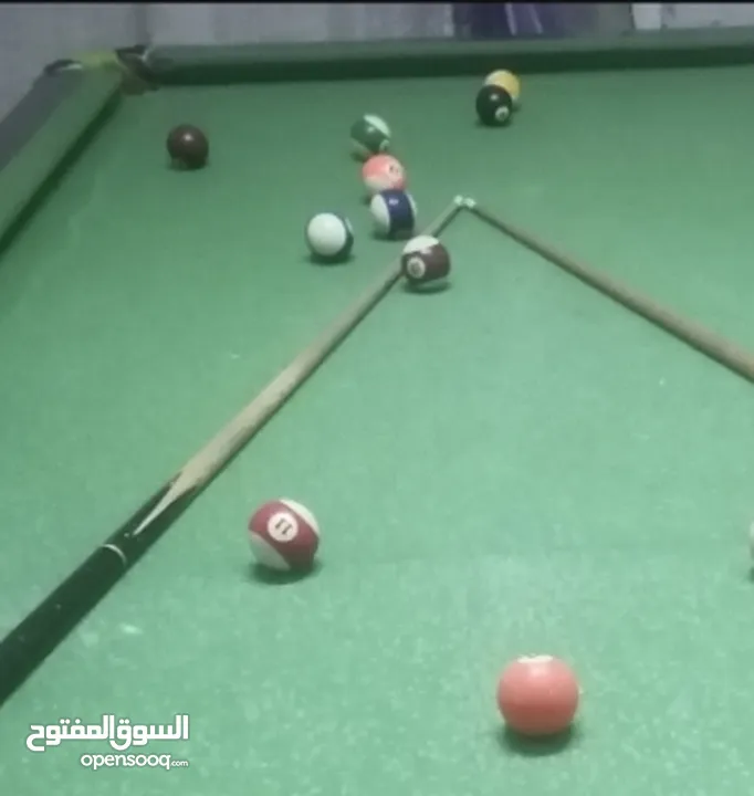 طاولة بلياردو مستعملة