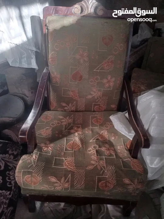طقم كنب للبيع بحالة جيدة
