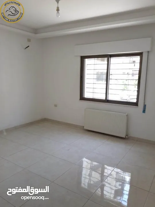 شقة أرضية مميزة للبيع في دير غبار 180م مع ترسات 45م تشطيب سوبر ديلوكس لم تسكن