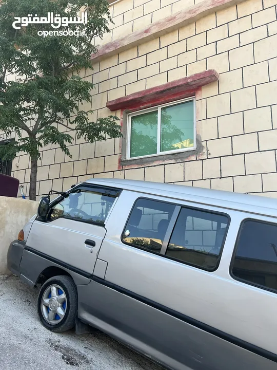 هنداي H100