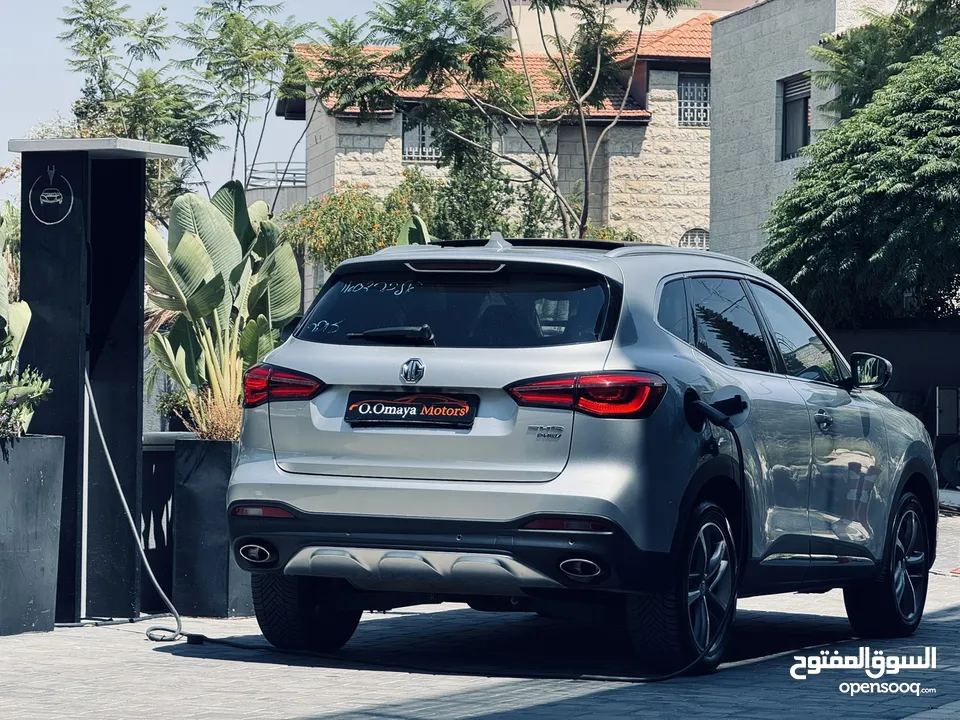 Luxury MG EHS ( PHEV) Plug-in Hybrid     إضافات كاملة و بسعر آلعرض بحالة الوكالة