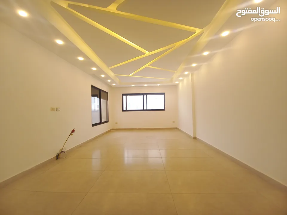 فيلا للإيجار في منطقة عبدون  ( Property 36558 )-175055043