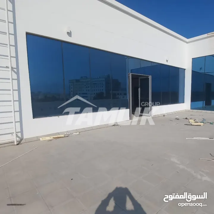 Brilliant Commercial Showroom for Rent in Al Azaiba  REF 253YB