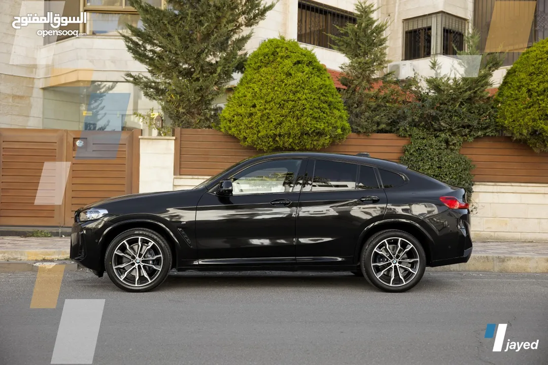 BMW X4 M package 2022  وارد الوكاله عداد 55000 كم للبيع أو بدل بسياره