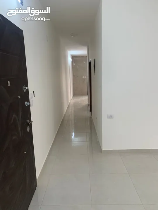 شقة طابو للبيع كاش فقط ، مشطبة جاهزة للسكن نابلس قرب الجامعة القديمة في المخفية الشارع الرئيسي