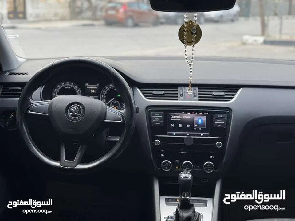 سكودا اكوتافيا ستيشن 2020 رخصه