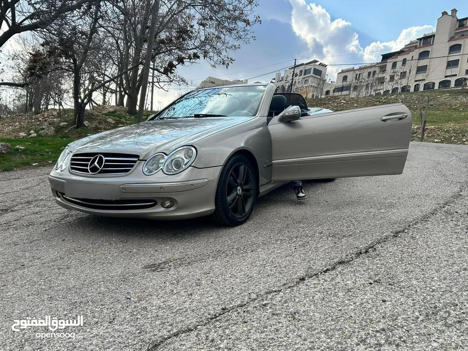 Mercedes Benz clk200 بحالة ممتازة2004 W209 avengard comfortable كشف