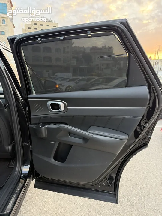 كيا سورينتو ترخيص 2022 محرك 1600 هايبرد   جير أوتوماتيك 240 حصان