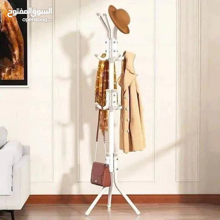 شماعة الملابس الكلاسيكية معدن ثقيل مطلي ضد الصدأ والتآكل تصميم راقي يوفر ترتيب وأناقة بزاوية بيتك