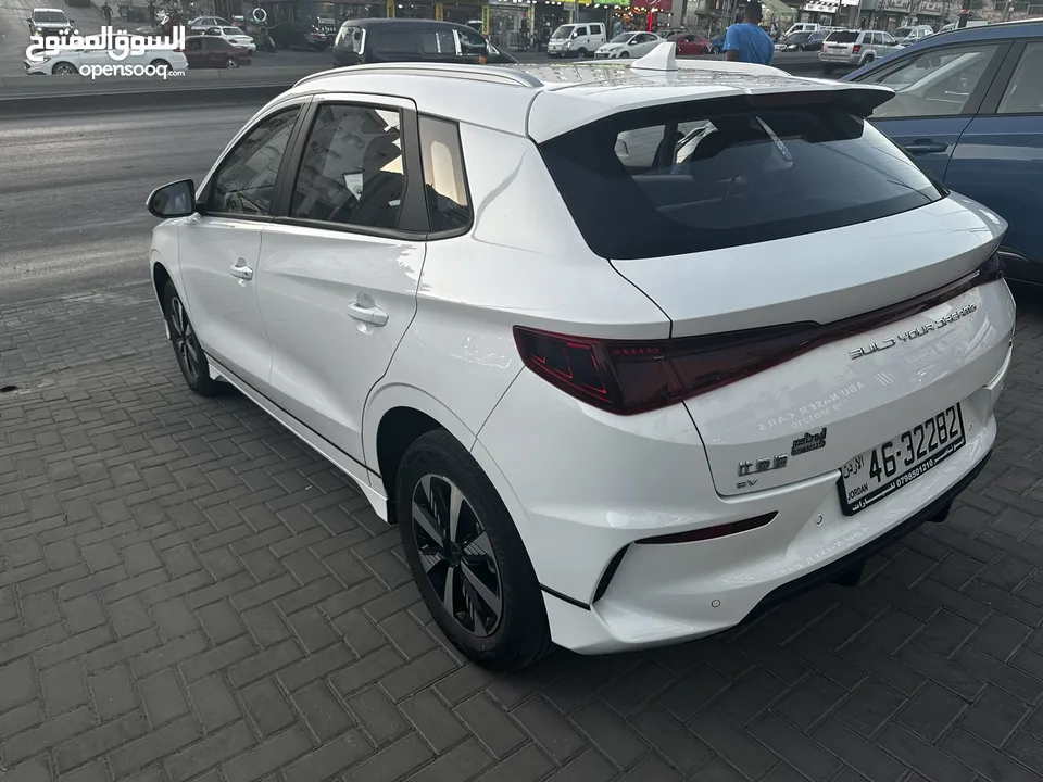 2023 BYD E2 LUXURY