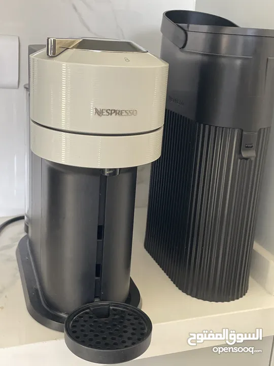 مكينة قهوة نوع nespresso vertuo جديدة مع هدية علبة تخزين قهوة من nespresso